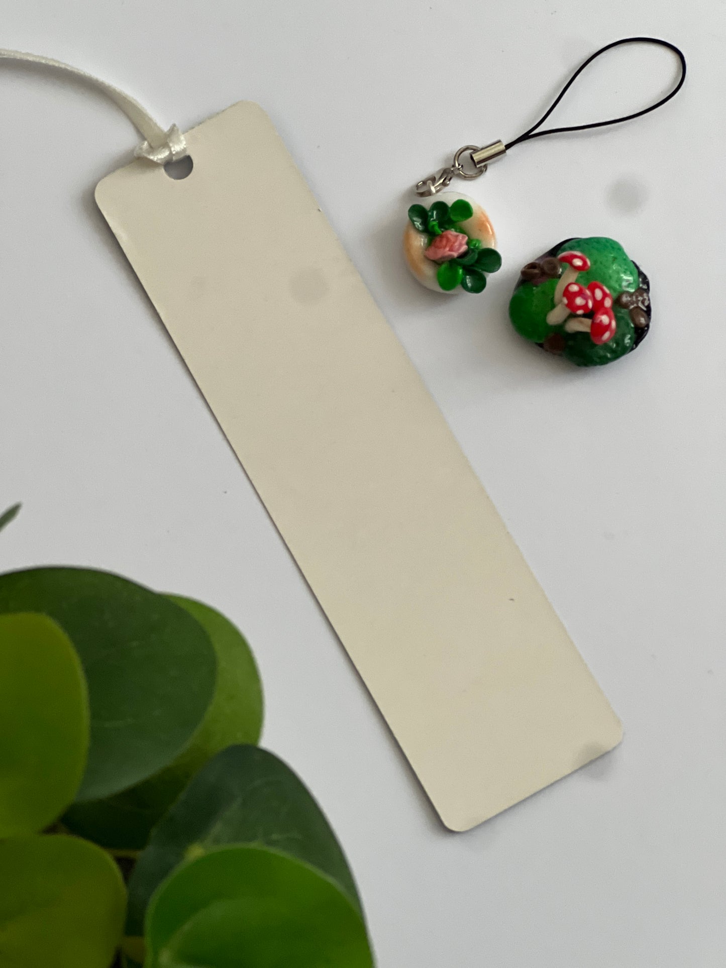 Astronomy-Inspired Paper Bookmarks – Set of 4 | Planets Designs